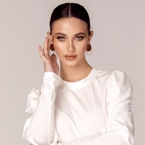 Veiled Collection Juliette White Puff Sleeve Top White Women Size Medium